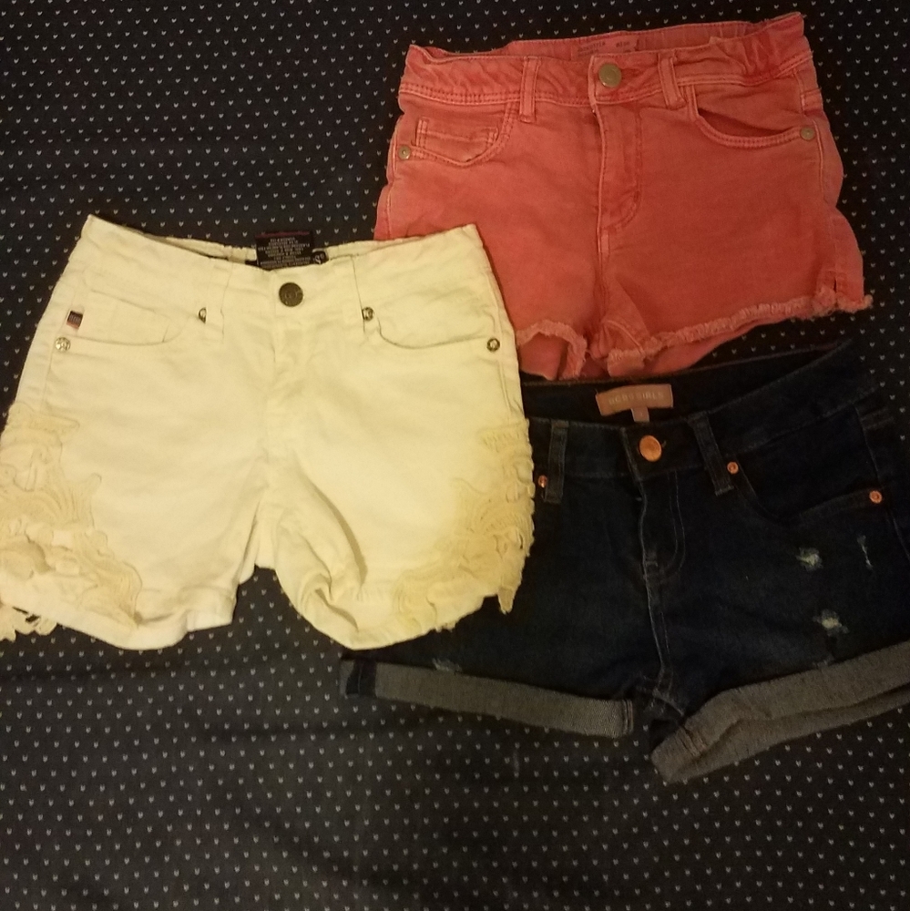 3 piece bundle. Zara,BCBG,Vigour denim shorts. Size 7-8